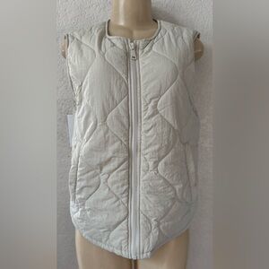 Shoe palace cream Stylish Women's Quilted Vest in White streetwear y2k